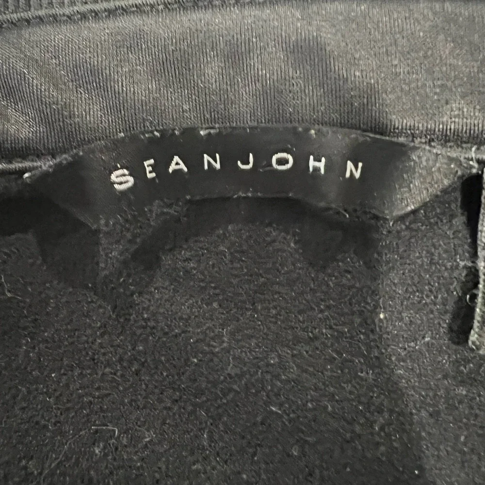 SEAN JOHN MEN'S ZIP SWEATSHIRT WITH SNAP AND ENVELOPE NECK BLACK M